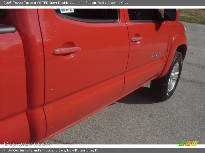 Radiant Red / Graphite Gray 2005 Toyota Tacoma V6 TRD Sport Double Cab 4x4