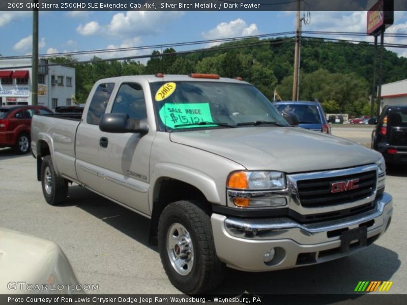 Silver Birch Metallic / Dark Pewter 2005 GMC Sierra 2500HD SLE Extended Cab 4x4