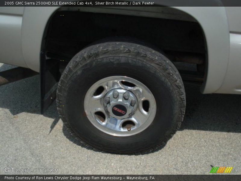 Silver Birch Metallic / Dark Pewter 2005 GMC Sierra 2500HD SLE Extended Cab 4x4