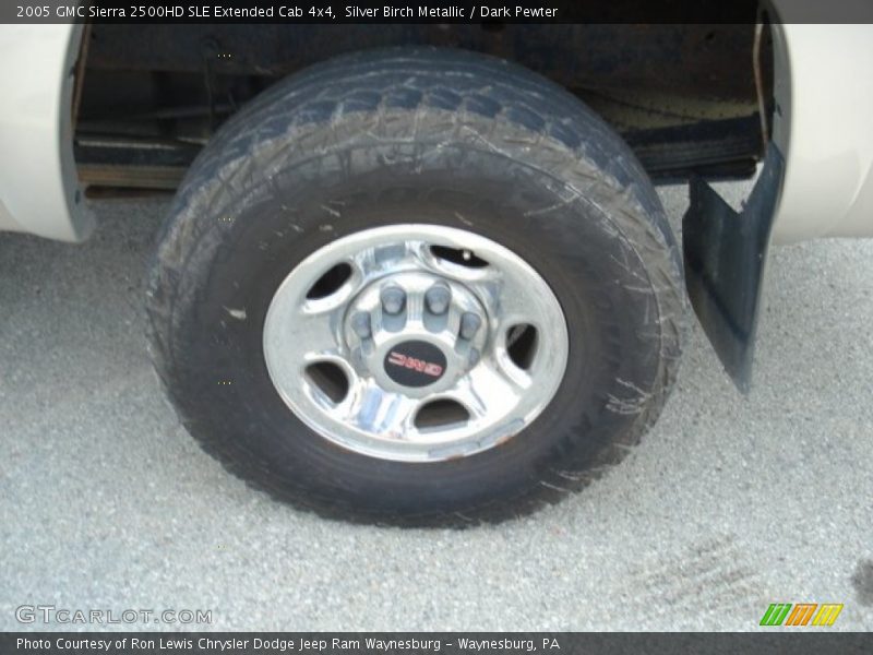 Silver Birch Metallic / Dark Pewter 2005 GMC Sierra 2500HD SLE Extended Cab 4x4