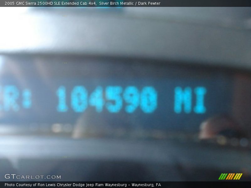Silver Birch Metallic / Dark Pewter 2005 GMC Sierra 2500HD SLE Extended Cab 4x4