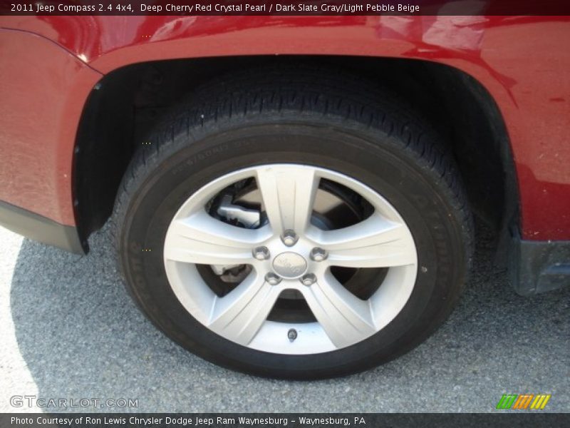 Deep Cherry Red Crystal Pearl / Dark Slate Gray/Light Pebble Beige 2011 Jeep Compass 2.4 4x4