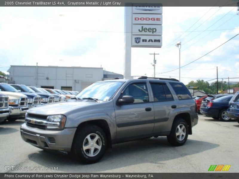 Graystone Metallic / Light Gray 2005 Chevrolet TrailBlazer LS 4x4