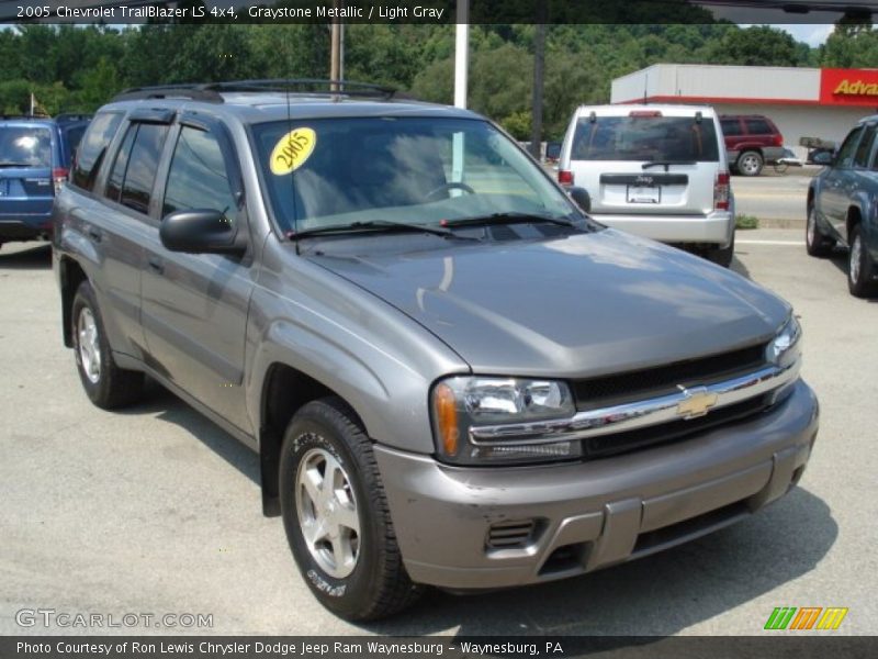Graystone Metallic / Light Gray 2005 Chevrolet TrailBlazer LS 4x4