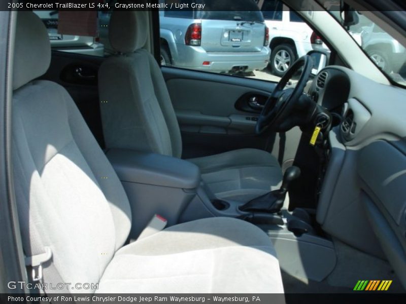 Graystone Metallic / Light Gray 2005 Chevrolet TrailBlazer LS 4x4
