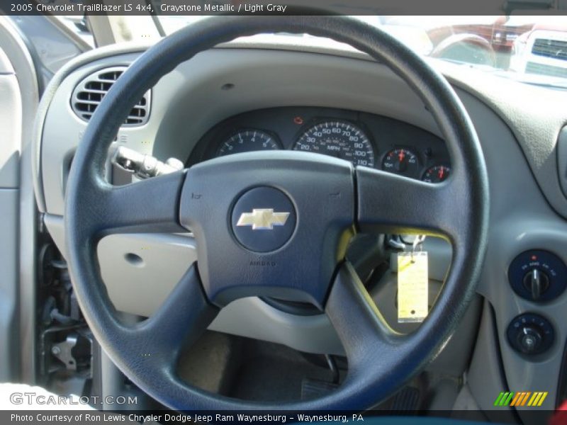 Graystone Metallic / Light Gray 2005 Chevrolet TrailBlazer LS 4x4