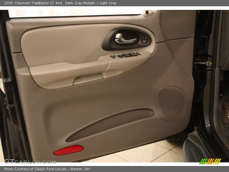 Dark Gray Metallic / Light Gray 2005 Chevrolet TrailBlazer LT 4x4