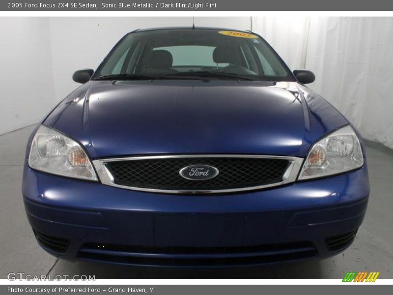Sonic Blue Metallic / Dark Flint/Light Flint 2005 Ford Focus ZX4 SE Sedan