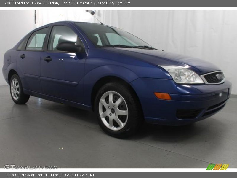  2005 Focus ZX4 SE Sedan Sonic Blue Metallic