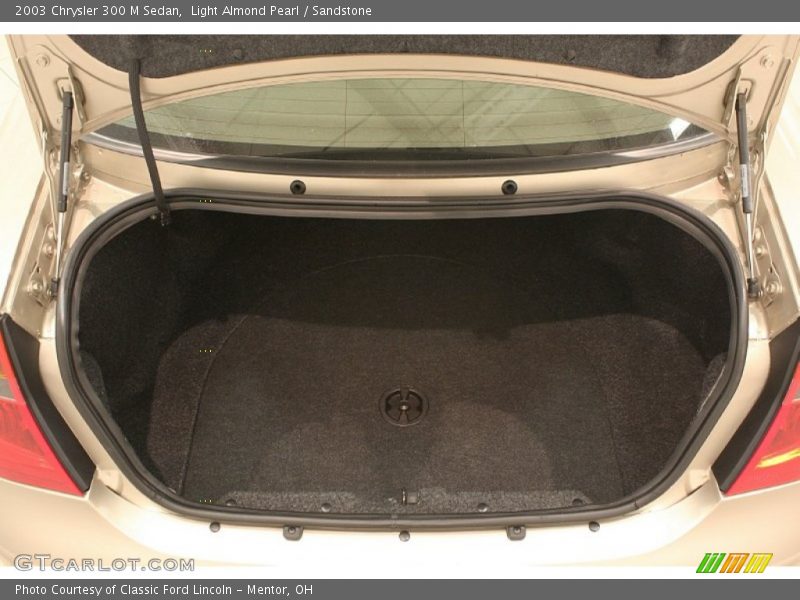  2003 300 M Sedan Trunk