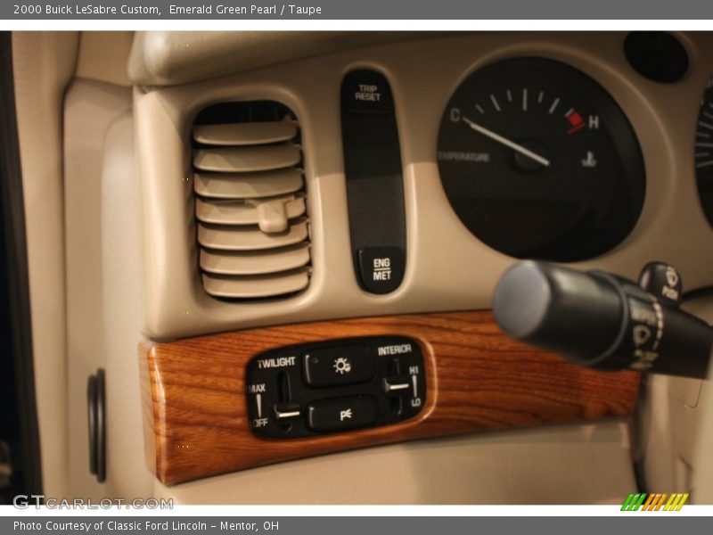 Emerald Green Pearl / Taupe 2000 Buick LeSabre Custom