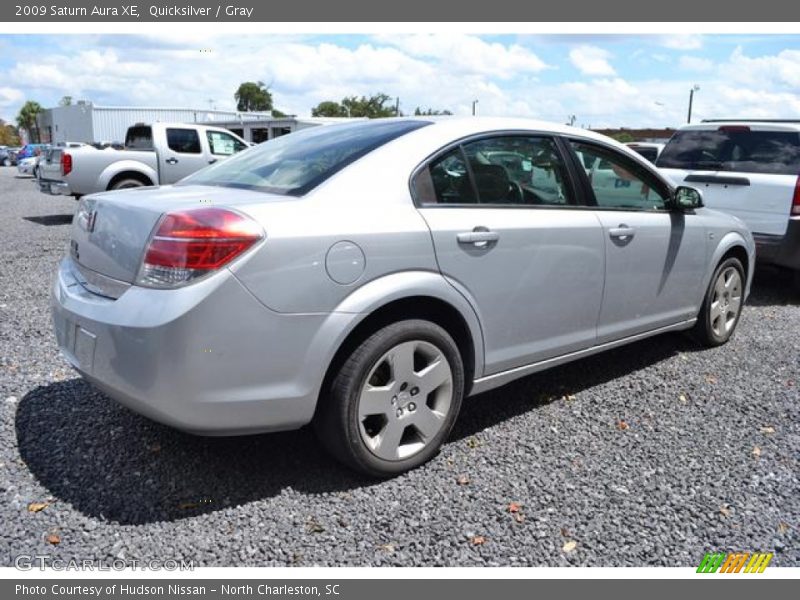 Quicksilver / Gray 2009 Saturn Aura XE