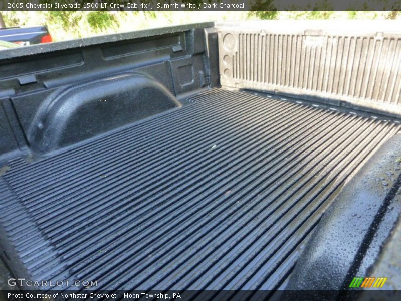 Summit White / Dark Charcoal 2005 Chevrolet Silverado 1500 LT Crew Cab 4x4