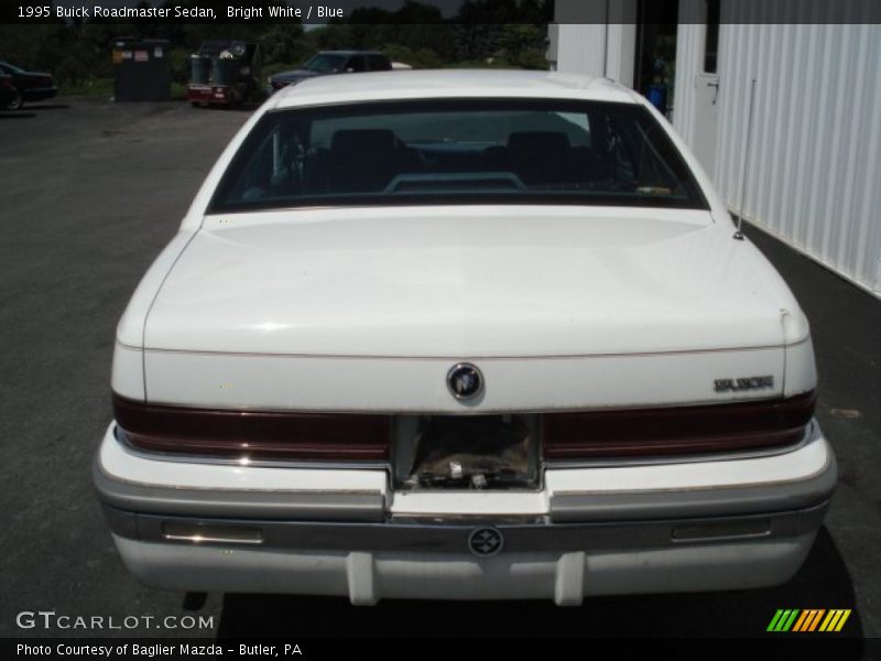 Bright White / Blue 1995 Buick Roadmaster Sedan