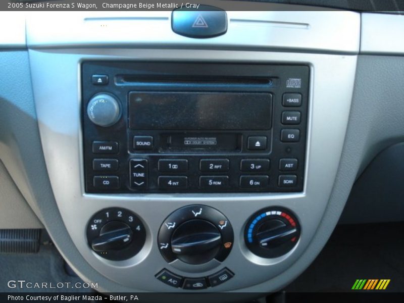 Champagne Beige Metallic / Gray 2005 Suzuki Forenza S Wagon
