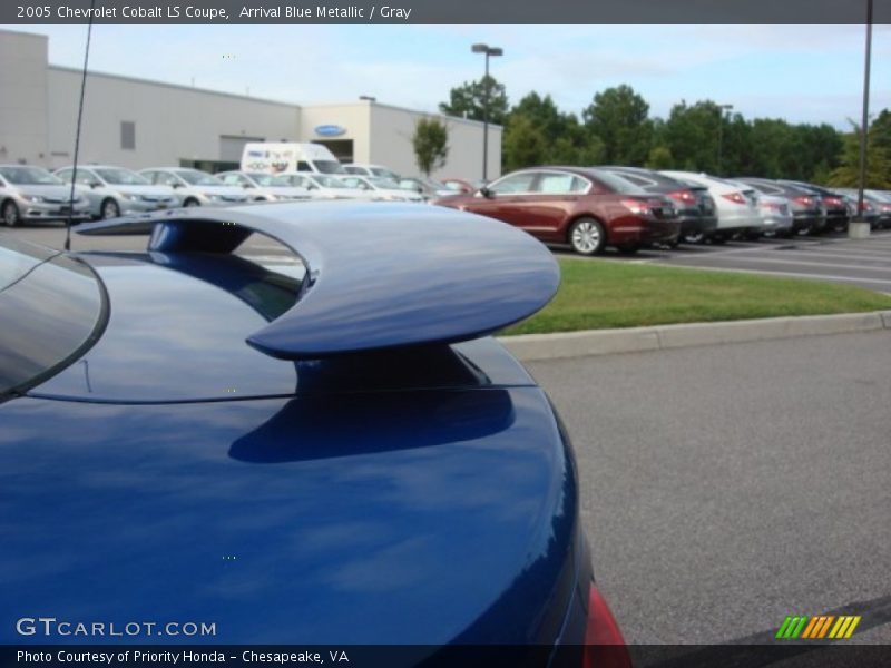 Arrival Blue Metallic / Gray 2005 Chevrolet Cobalt LS Coupe