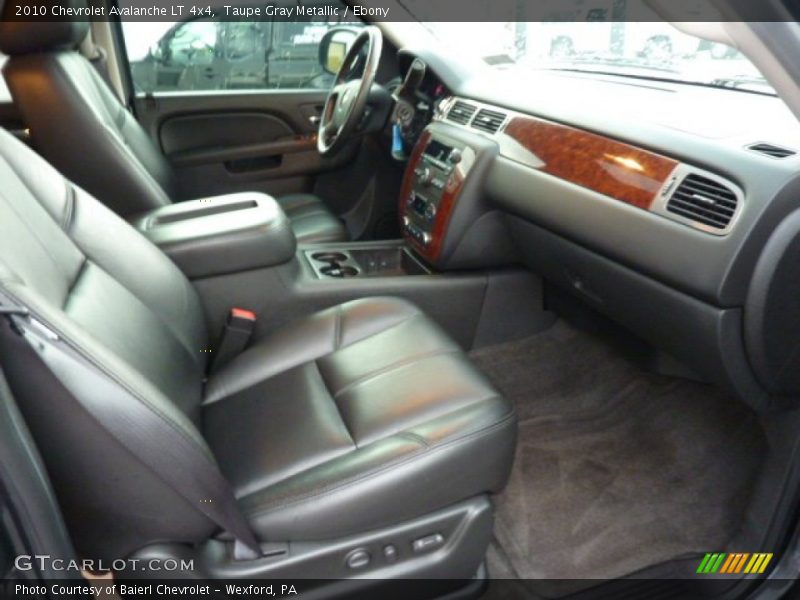 Taupe Gray Metallic / Ebony 2010 Chevrolet Avalanche LT 4x4