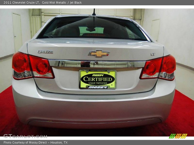 Gold Mist Metallic / Jet Black 2011 Chevrolet Cruze LT