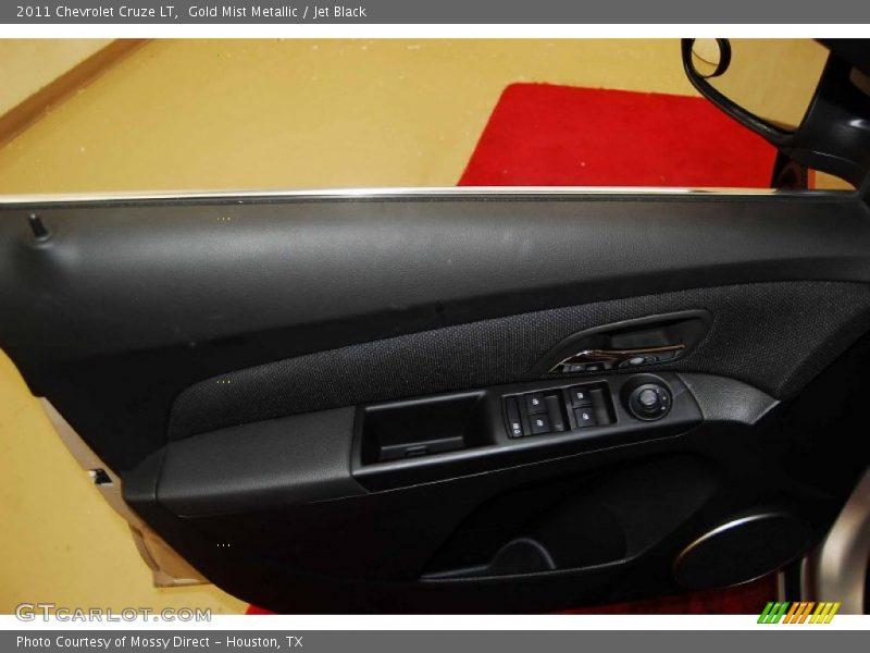 Gold Mist Metallic / Jet Black 2011 Chevrolet Cruze LT
