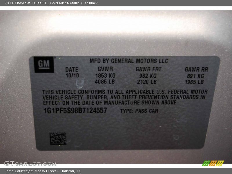 Gold Mist Metallic / Jet Black 2011 Chevrolet Cruze LT