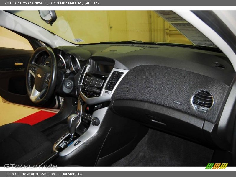 Gold Mist Metallic / Jet Black 2011 Chevrolet Cruze LT