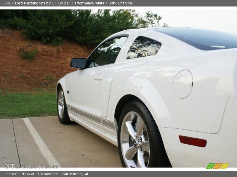 Performance White / Dark Charcoal 2007 Ford Mustang Shelby GT Coupe