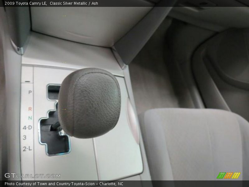 Classic Silver Metallic / Ash 2009 Toyota Camry LE