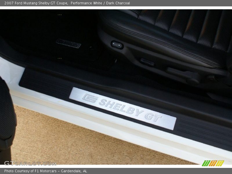 Performance White / Dark Charcoal 2007 Ford Mustang Shelby GT Coupe