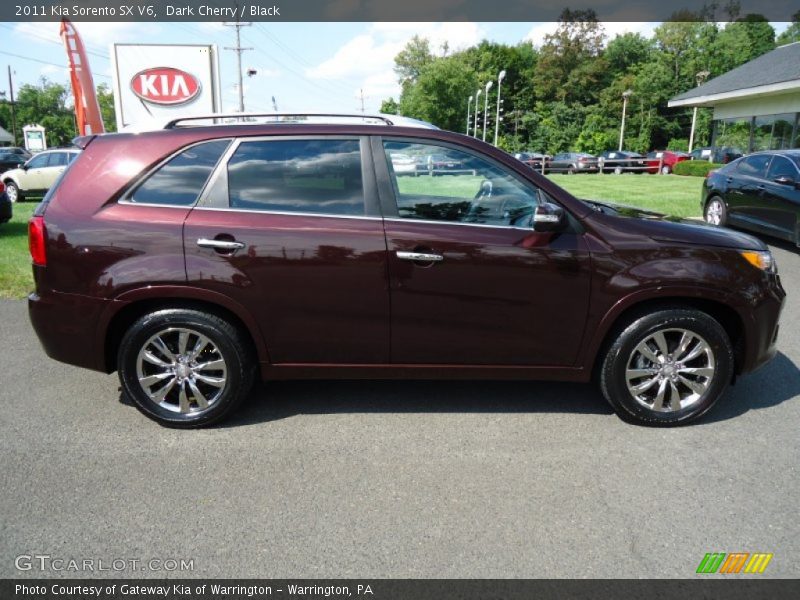 Dark Cherry / Black 2011 Kia Sorento SX V6