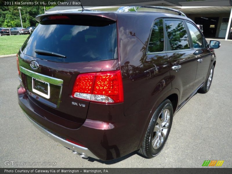 Dark Cherry / Black 2011 Kia Sorento SX V6