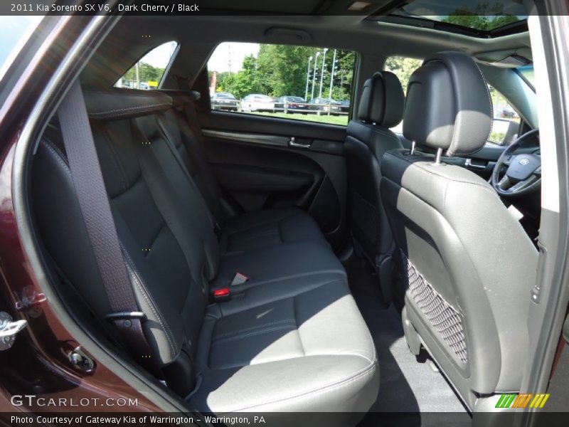 Dark Cherry / Black 2011 Kia Sorento SX V6