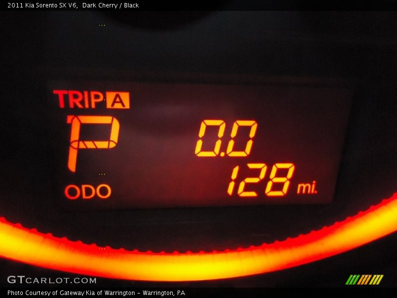 Dark Cherry / Black 2011 Kia Sorento SX V6