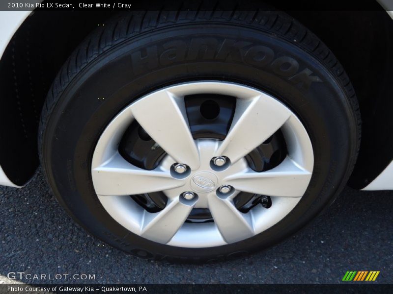  2010 Rio LX Sedan Wheel