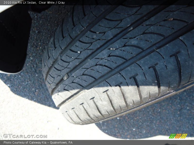Clear White / Gray 2010 Kia Rio LX Sedan