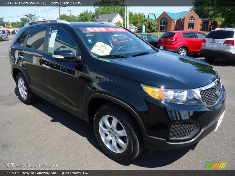 Front 3/4 View of 2012 Sorento LX V6