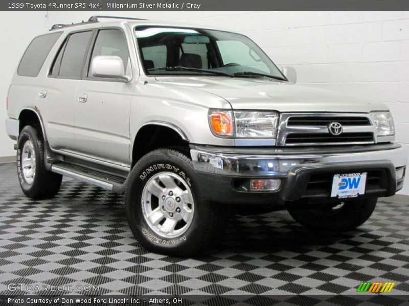 Millennium Silver Metallic / Gray 1999 Toyota 4Runner SR5 4x4