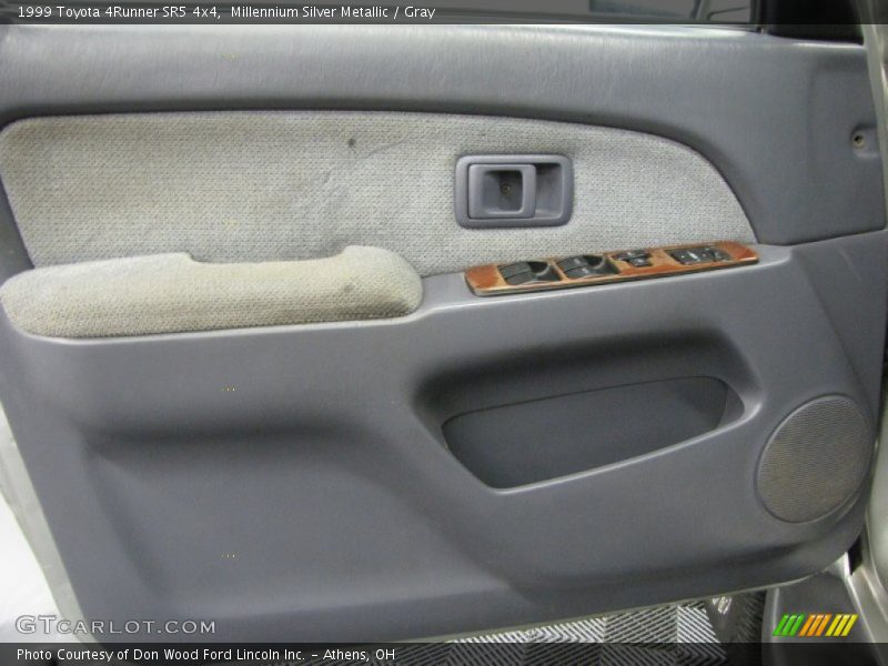 Millennium Silver Metallic / Gray 1999 Toyota 4Runner SR5 4x4
