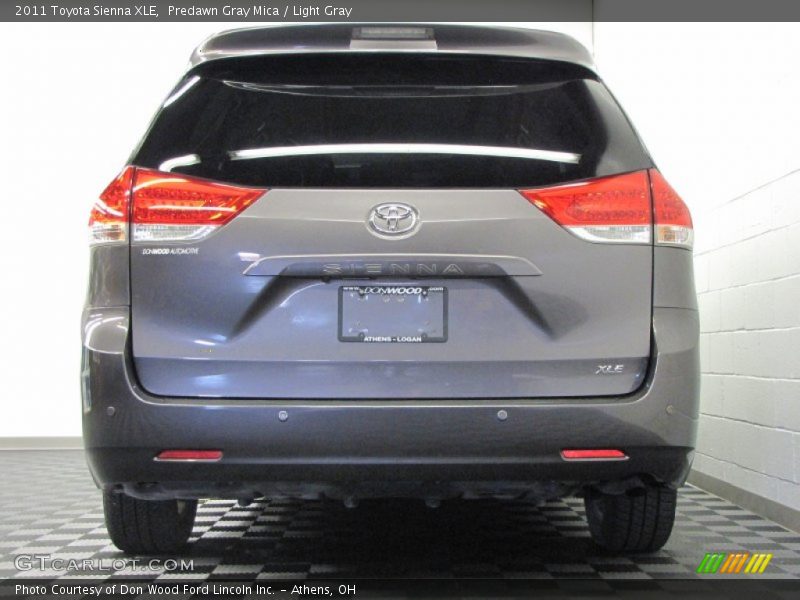 Predawn Gray Mica / Light Gray 2011 Toyota Sienna XLE