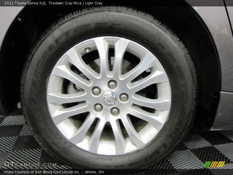 Predawn Gray Mica / Light Gray 2011 Toyota Sienna XLE