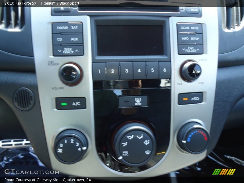 Titanium / Black Sport 2010 Kia Forte SX
