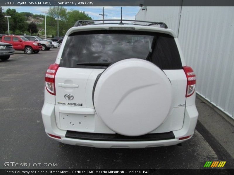 Super White / Ash Gray 2010 Toyota RAV4 I4 4WD