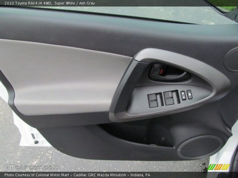 Super White / Ash Gray 2010 Toyota RAV4 I4 4WD