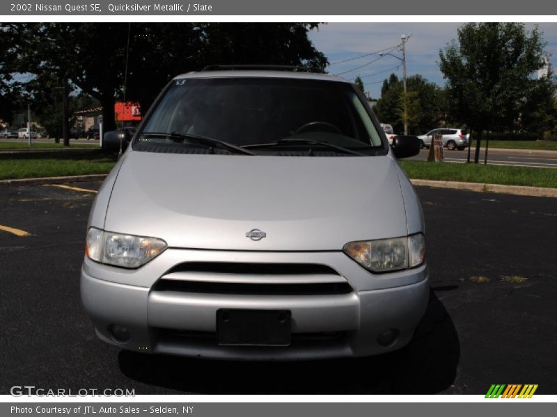 Quicksilver Metallic / Slate 2002 Nissan Quest SE