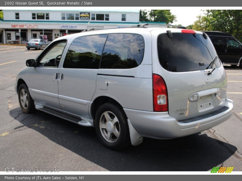 Quicksilver Metallic / Slate 2002 Nissan Quest SE