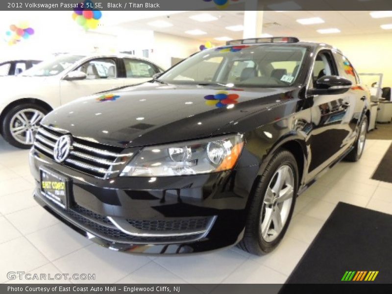 Black / Titan Black 2012 Volkswagen Passat 2.5L SE