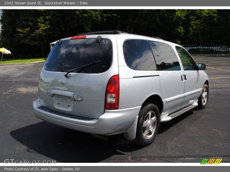Quicksilver Metallic / Slate 2002 Nissan Quest SE