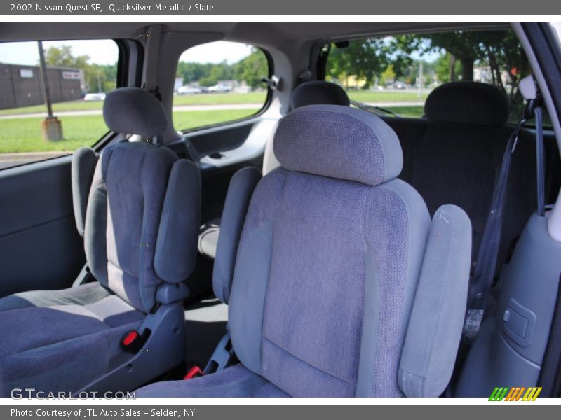 Quicksilver Metallic / Slate 2002 Nissan Quest SE