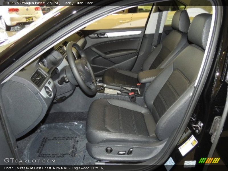 Black / Titan Black 2012 Volkswagen Passat 2.5L SE