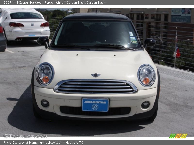 Pepper White / Carbon Black/Carbon Black 2007 Mini Cooper Hardtop