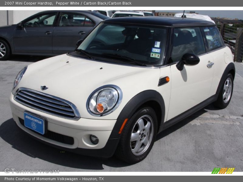 Pepper White / Carbon Black/Carbon Black 2007 Mini Cooper Hardtop